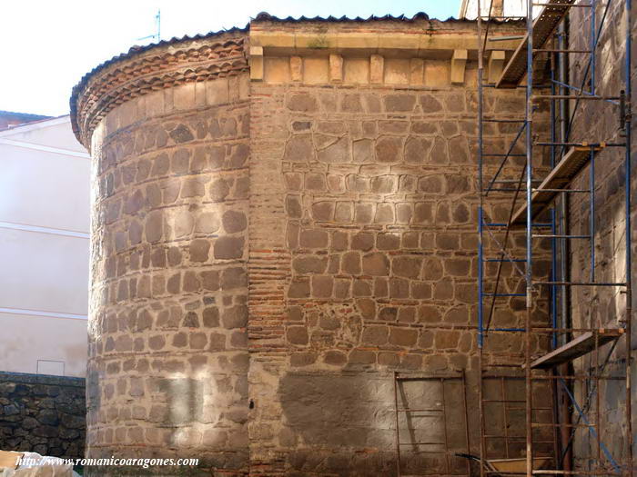 CABECERA ABSIDAL, LADO NORTE